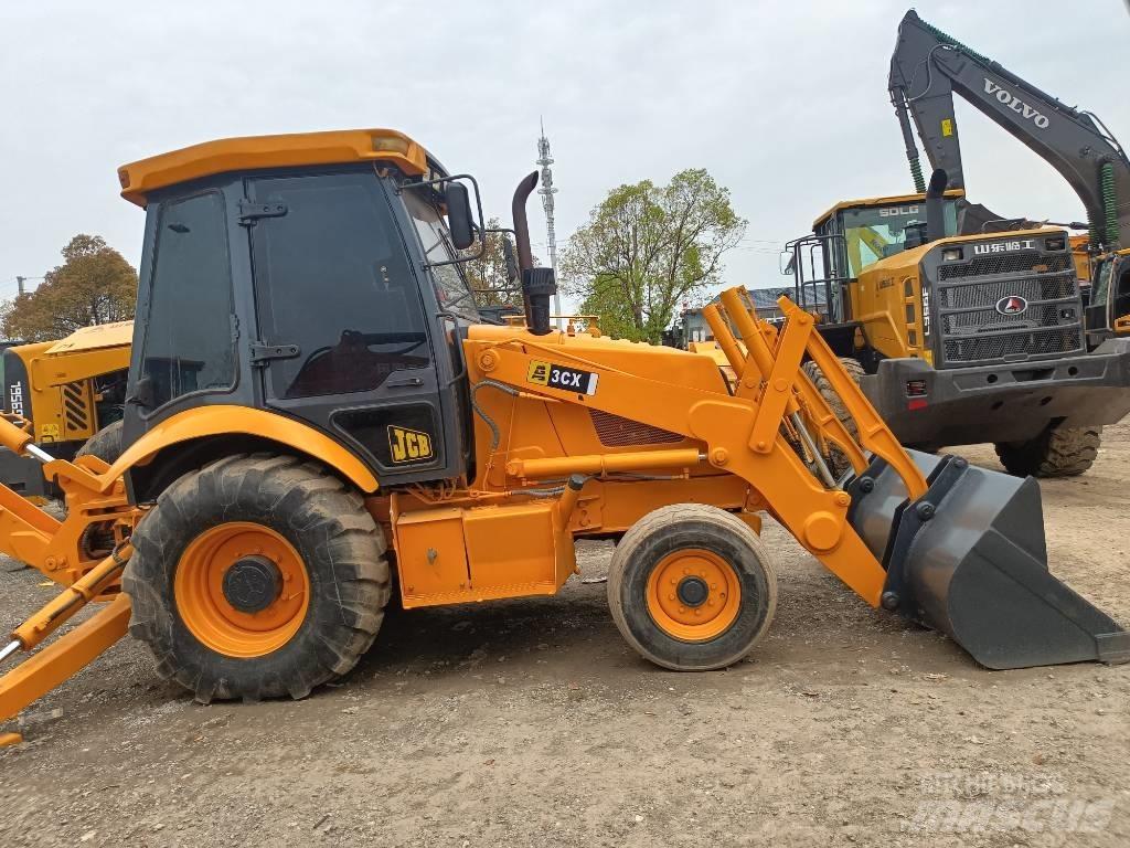 JCB 3 CX 輪胎式裝載機