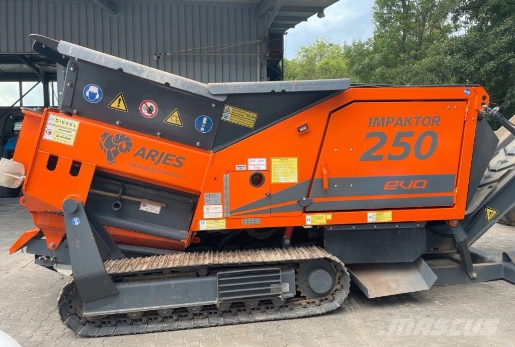 Arjes 250 Impaktor 廢棄物撕碎機