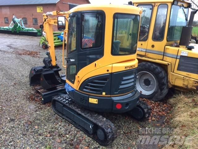 Hyundai R25 AK 小型挖土機/掘鑿機<7t(小型挖掘機)