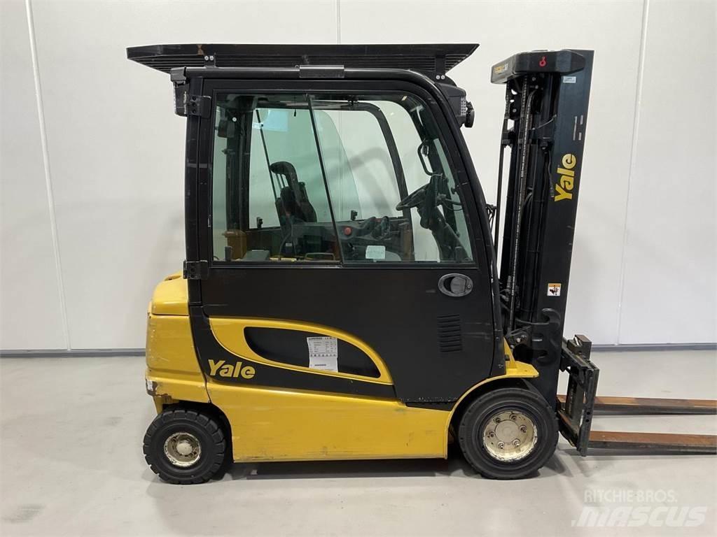 Yale ERP30VL 電動堆高機