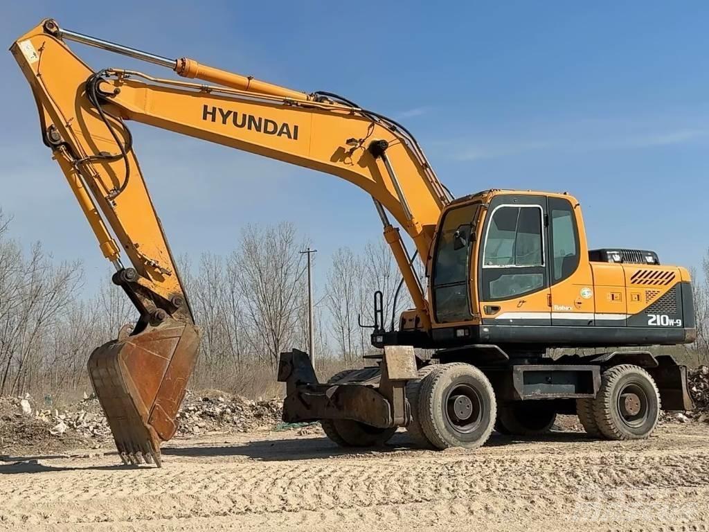 Hyundai R210W-9 旋轉式挖土機/掘鑿機/挖掘機