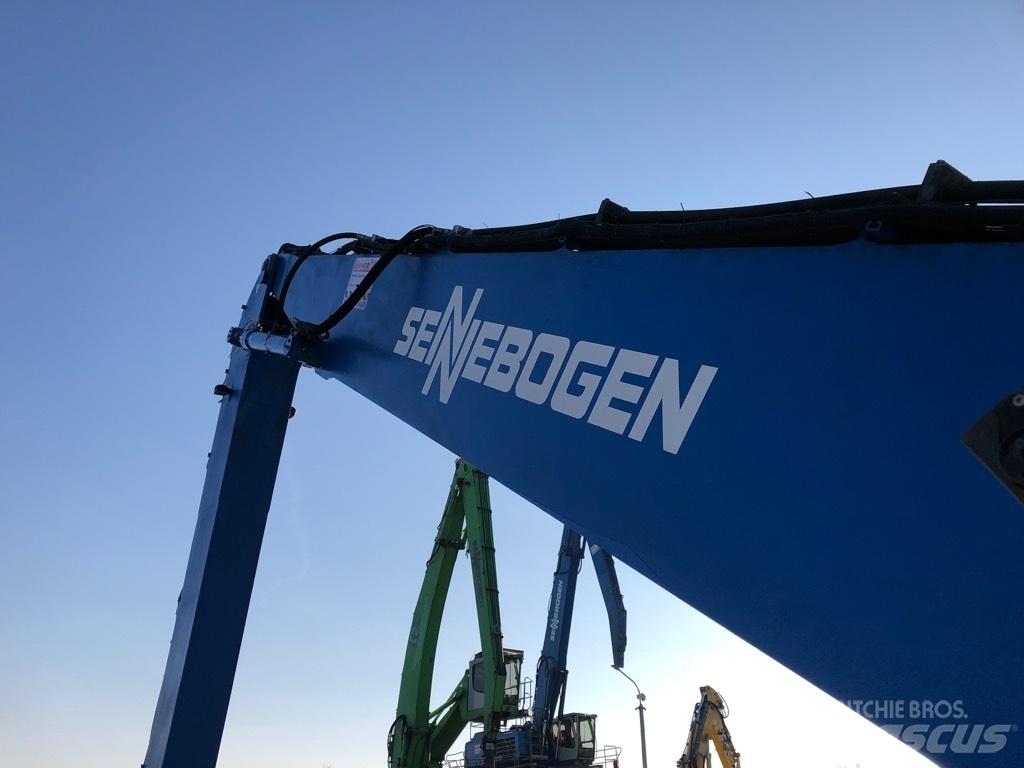 Sennebogen 830 廢棄物/工業用操作車