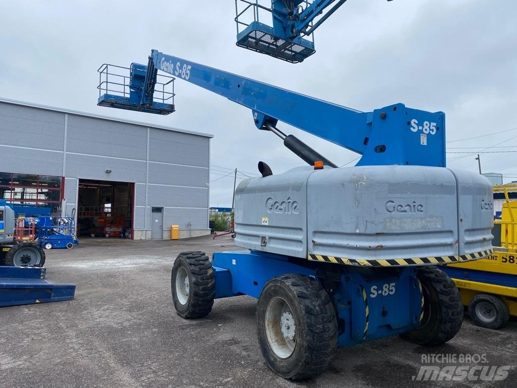 Genie S 85 伸縮臂高空作業車
