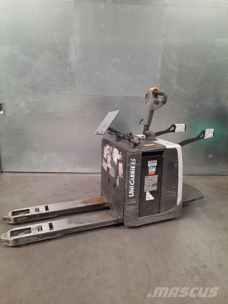 UniCarriers 200PMR 平台型低架升降機