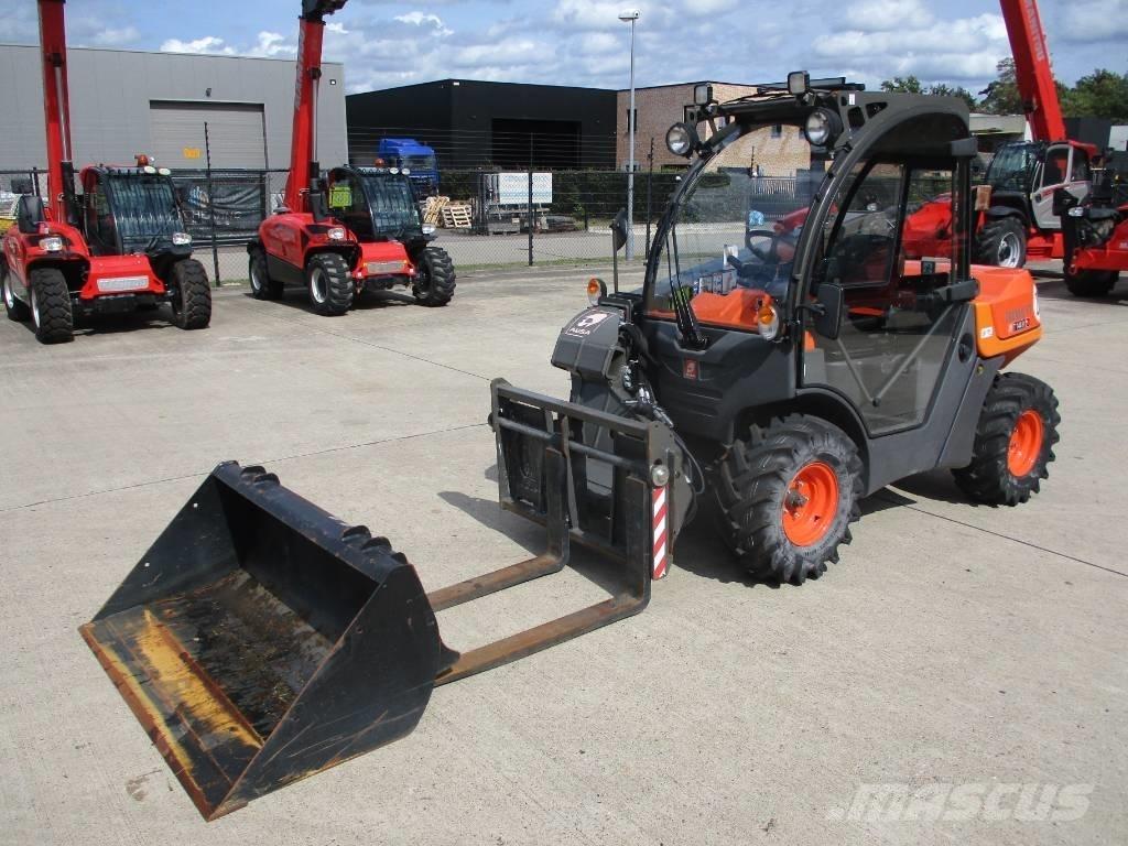 Ausa T144 H X4 (071) 伸縮臂操作車