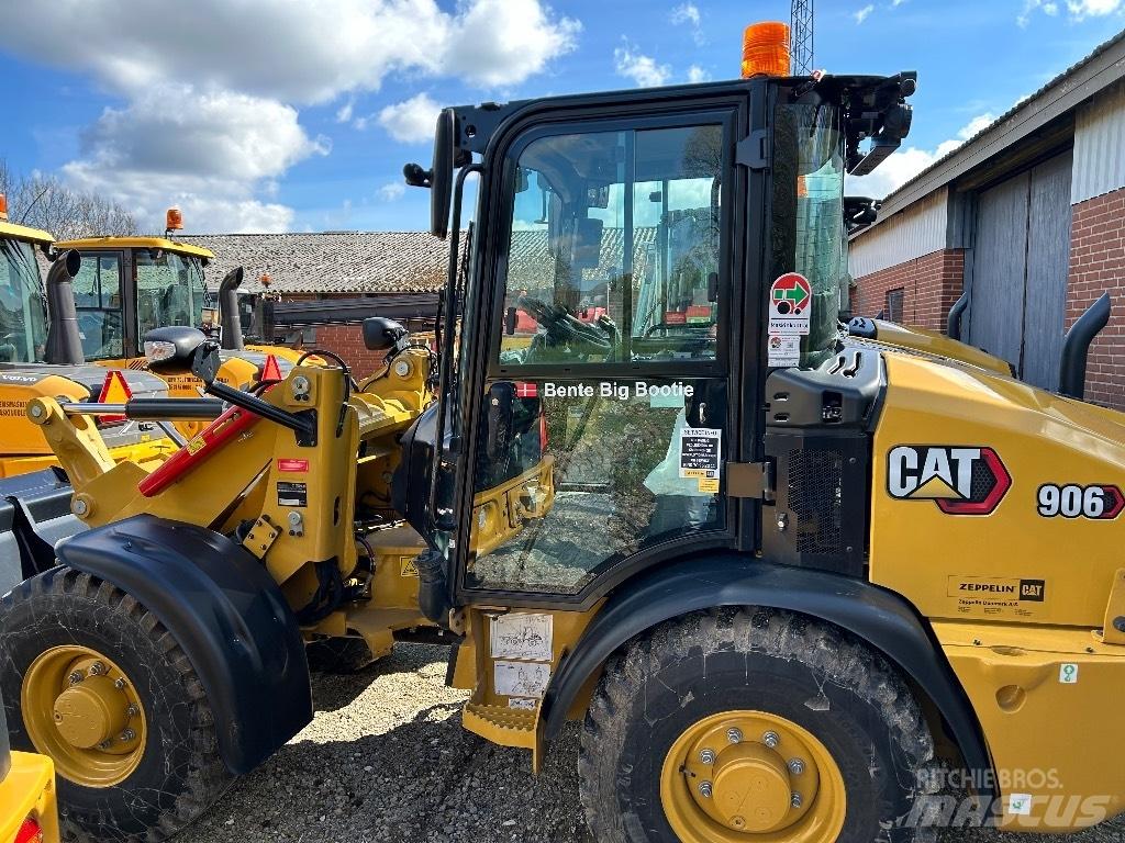 CAT 906 輪胎式裝載機