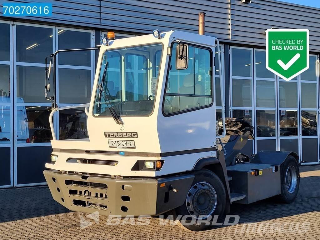 Terberg YT182 4X2 終端式曳引機