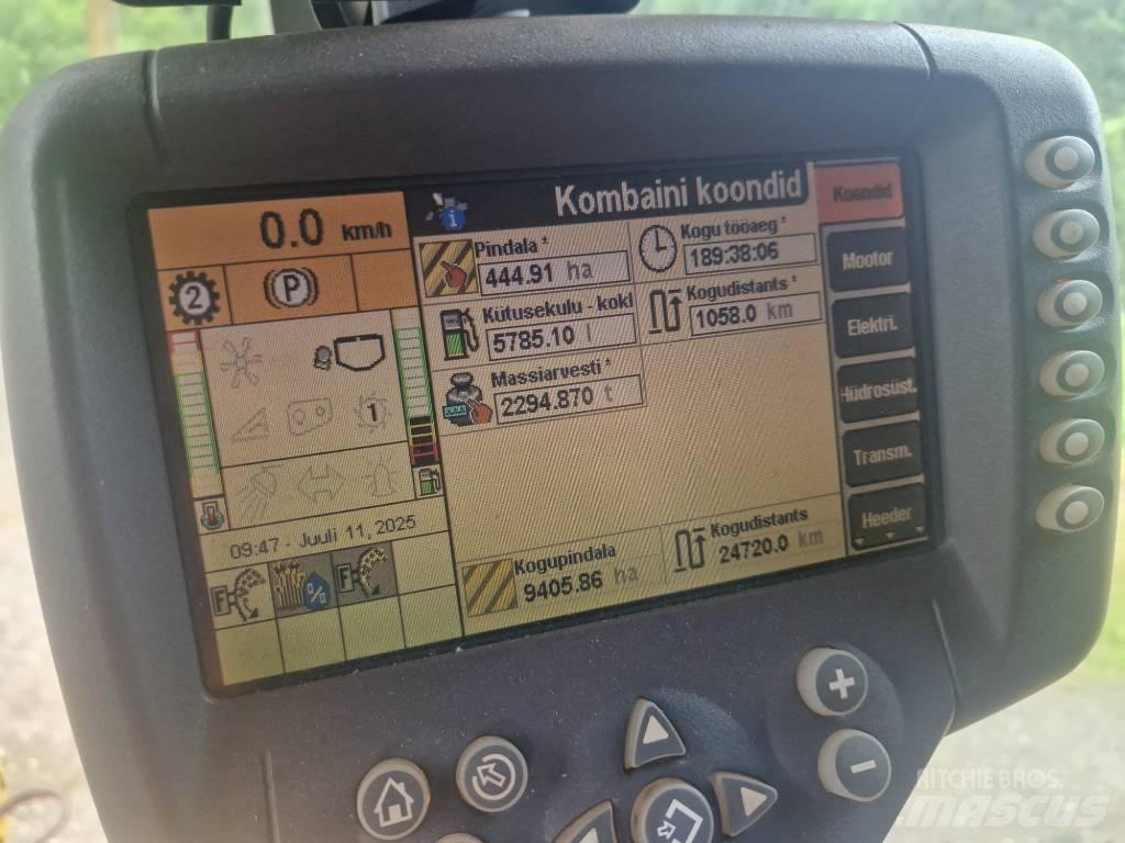 New Holland CX 8070 聯合收穫機