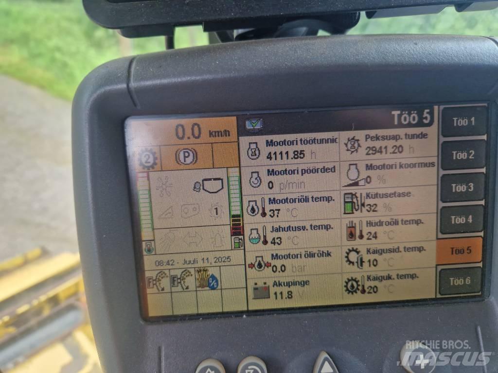 New Holland CX 8070 聯合收穫機