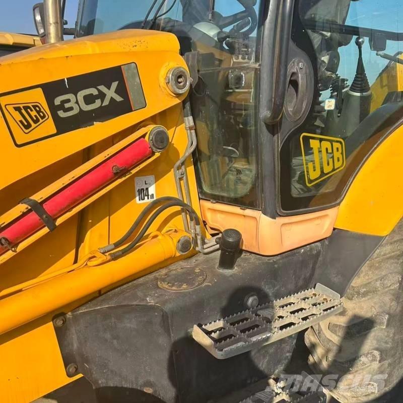 JCB 3 CX 反鏟裝載機