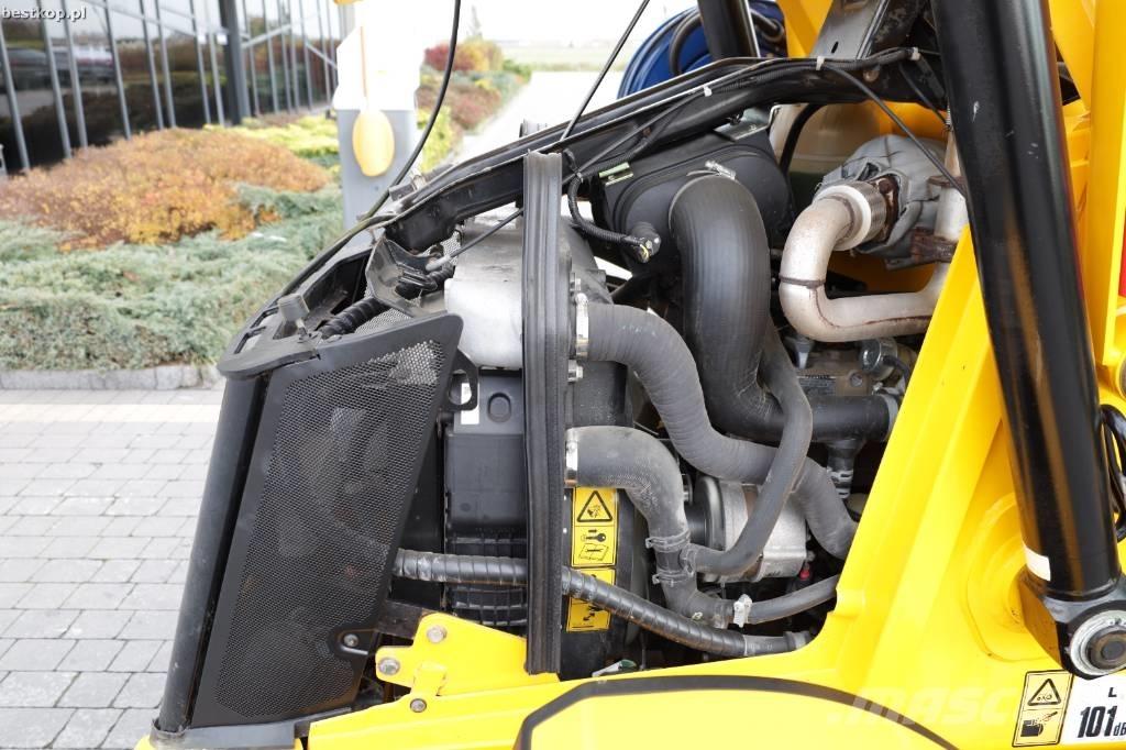 JCB 3CX Compact 反鏟裝載機