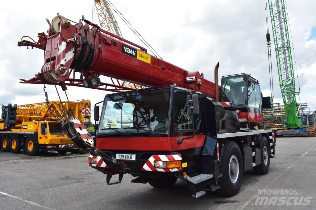 Liebherr LTM 1030-2 全路面起重機/吊車