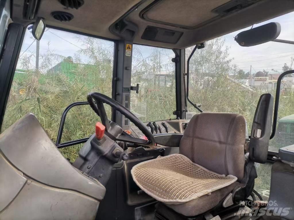 New Holland M160 曳引機