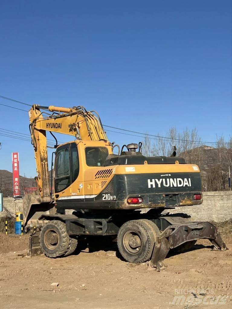 Hyundai R210W-9 旋轉式挖土機/掘鑿機/挖掘機