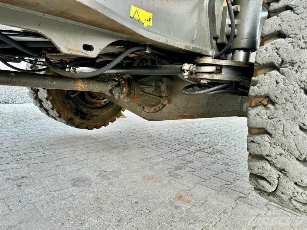 Sennebogen 835M E 廢棄物/工業用操作車