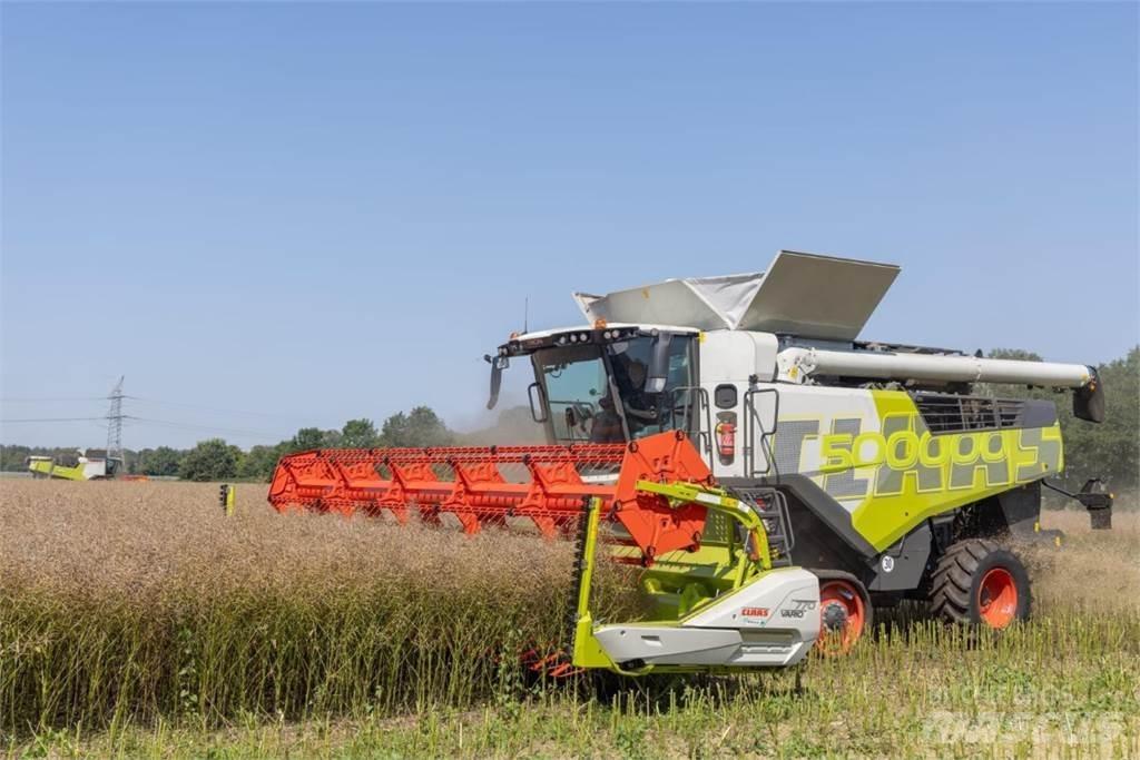 CLAAS Trion 730 TT 聯合收穫機