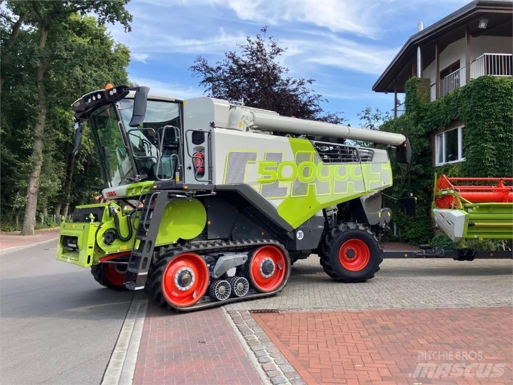 CLAAS Trion 730 TT 聯合收穫機
