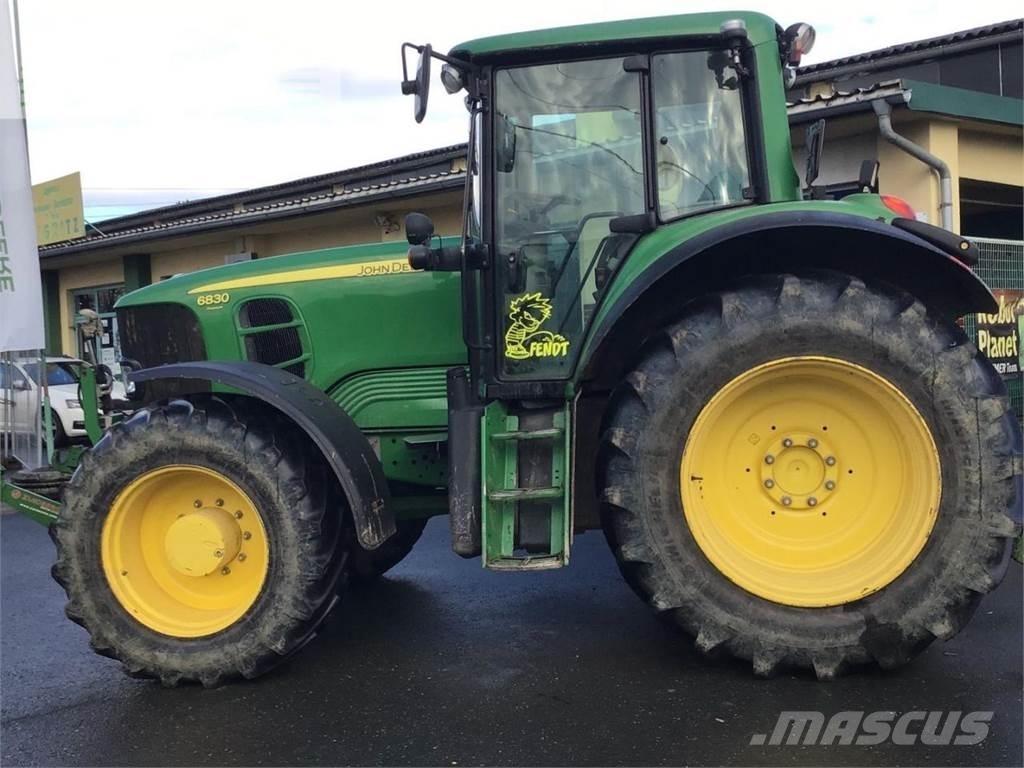 John Deere 6830 曳引機