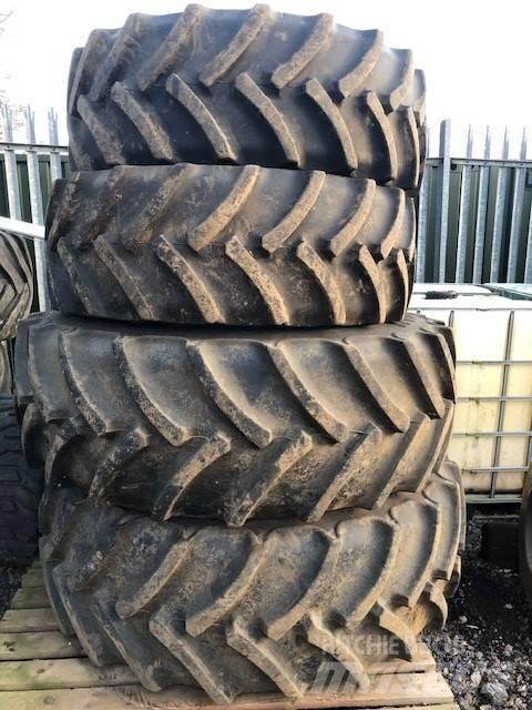Mitas WELDED WHEELS 輪胎、車輪和輪圈
