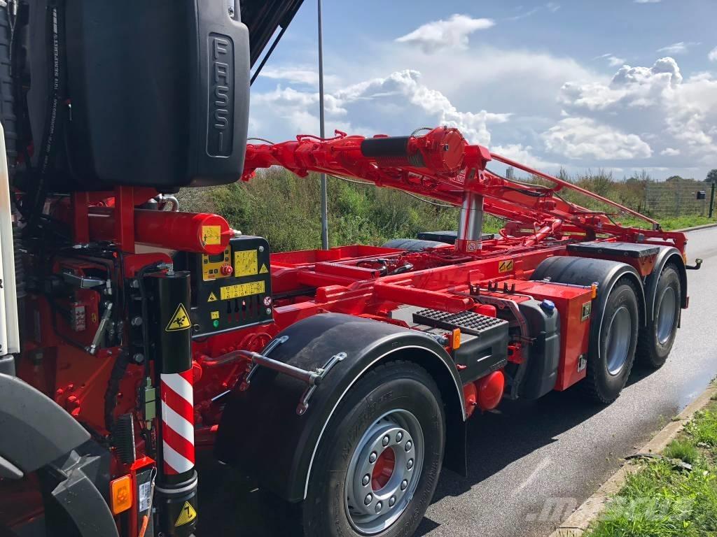 Volvo FM 500 起重可拆卸式卡車