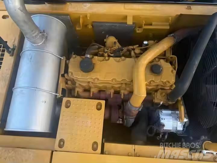 CAT CAT325D 中型挖土機/掘鑿機/挖掘機 7t-12t