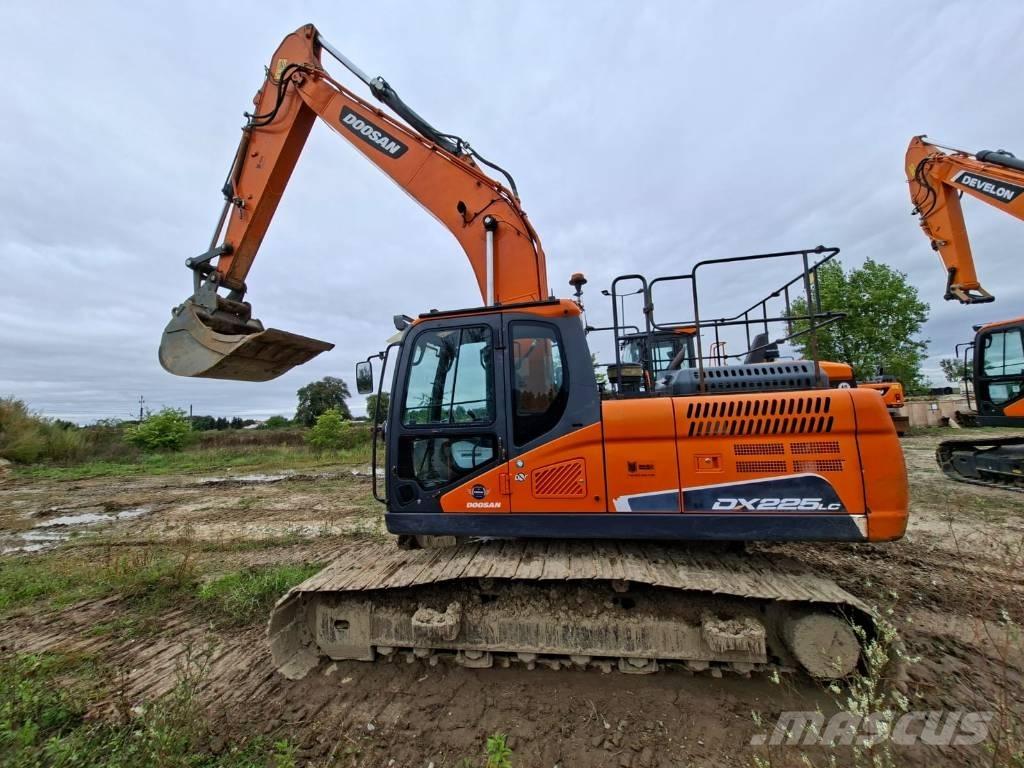 Doosan DX 225 LC-5 履帶式 挖土機/掘鑿機/挖掘機