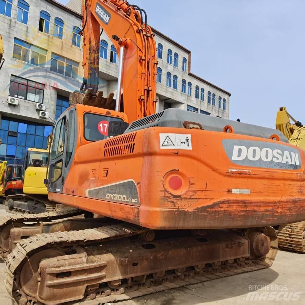 Doosan DX300LC 履帶式 挖土機/掘鑿機/挖掘機