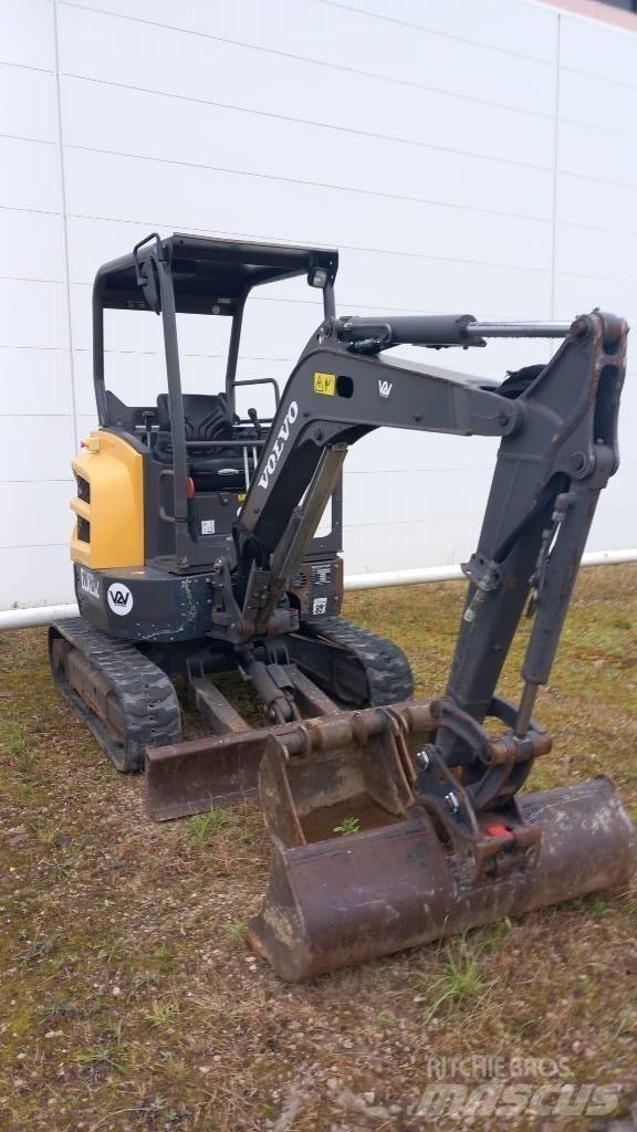 Volvo ECR 25 D 小型挖土機/掘鑿機<7t(小型挖掘機)