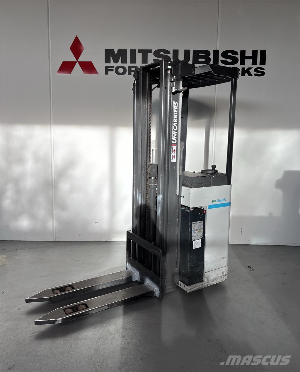 Atlet A160 自走式堆積機