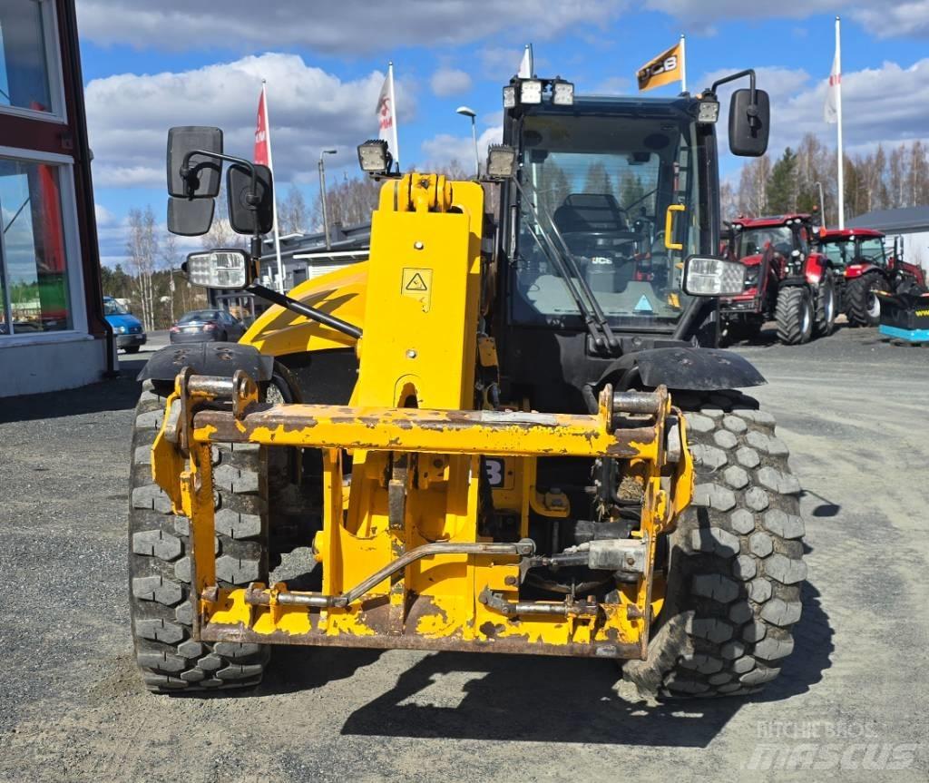 JCB 542-70 農業用伸縮臂裝載機