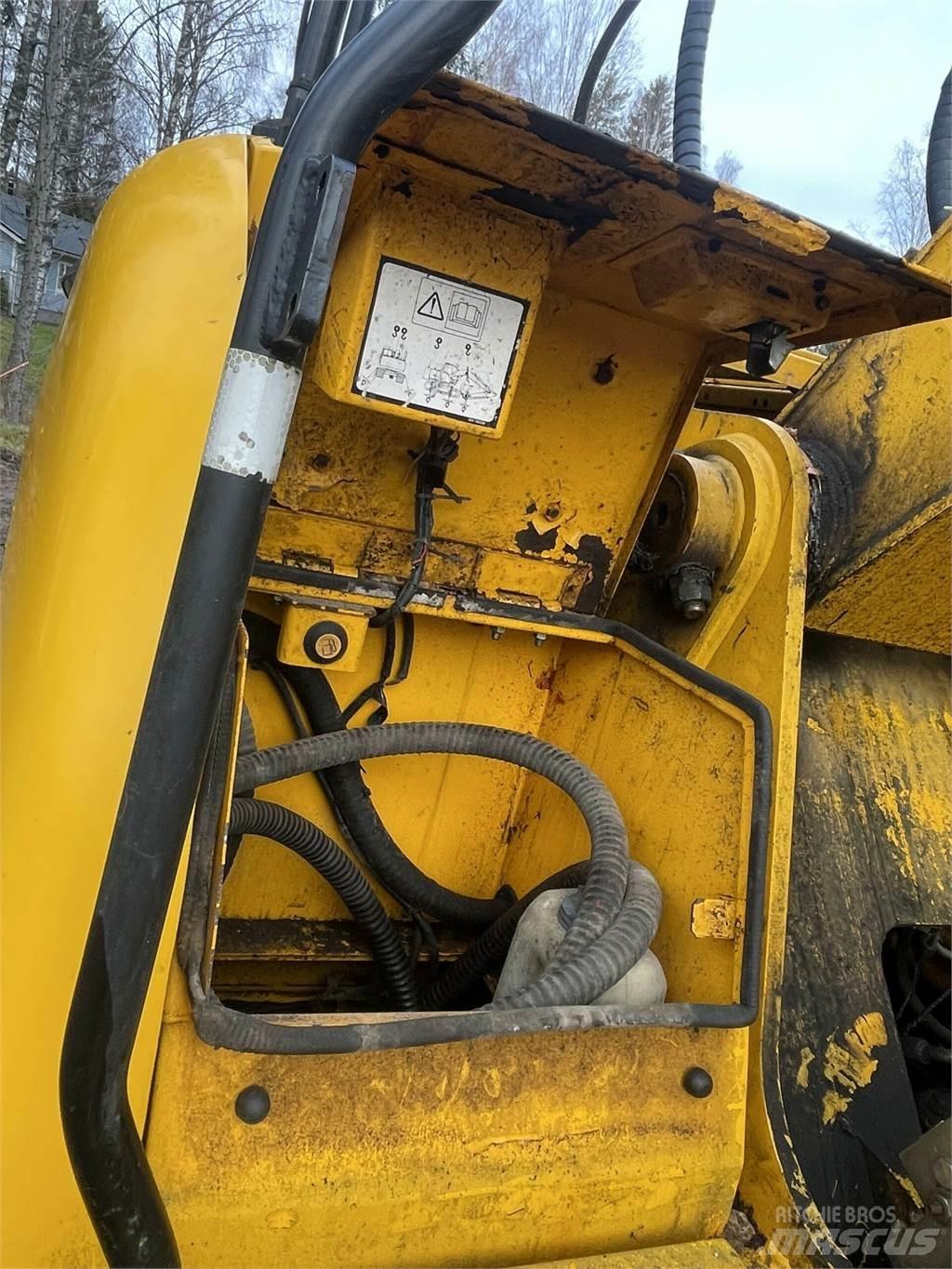 JCB JS 200 LC 履帶式 挖土機/掘鑿機/挖掘機