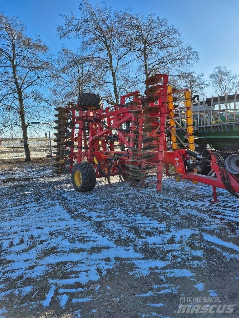 Väderstad TD600 中耕管理機