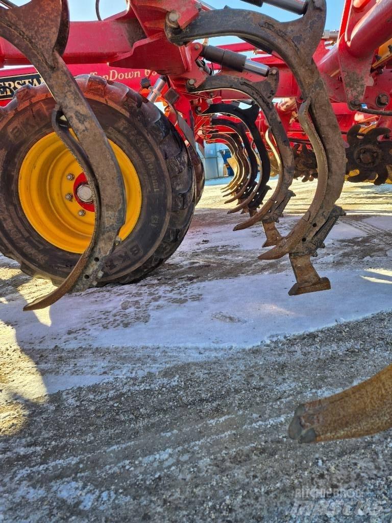 Väderstad TD600 中耕管理機