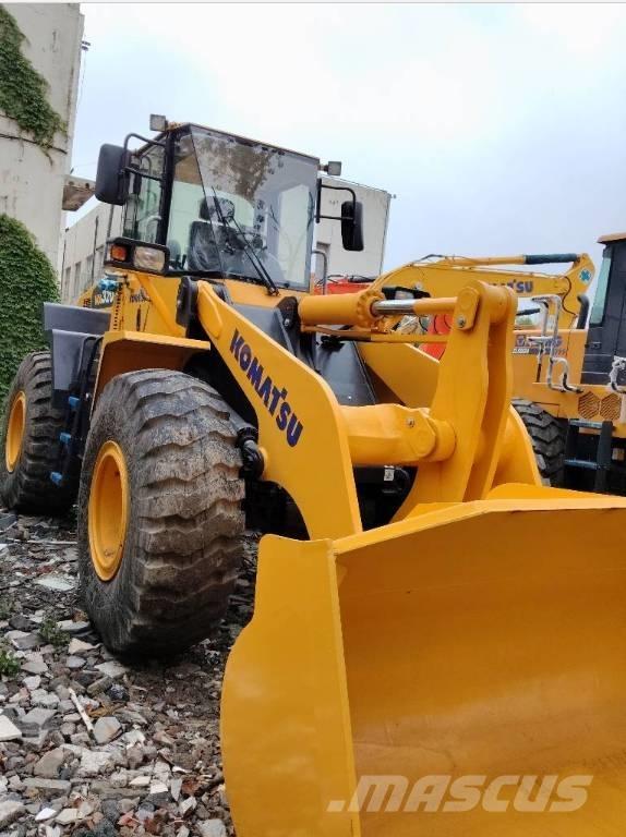 Komatsu WA 320-5 輪胎式裝載機