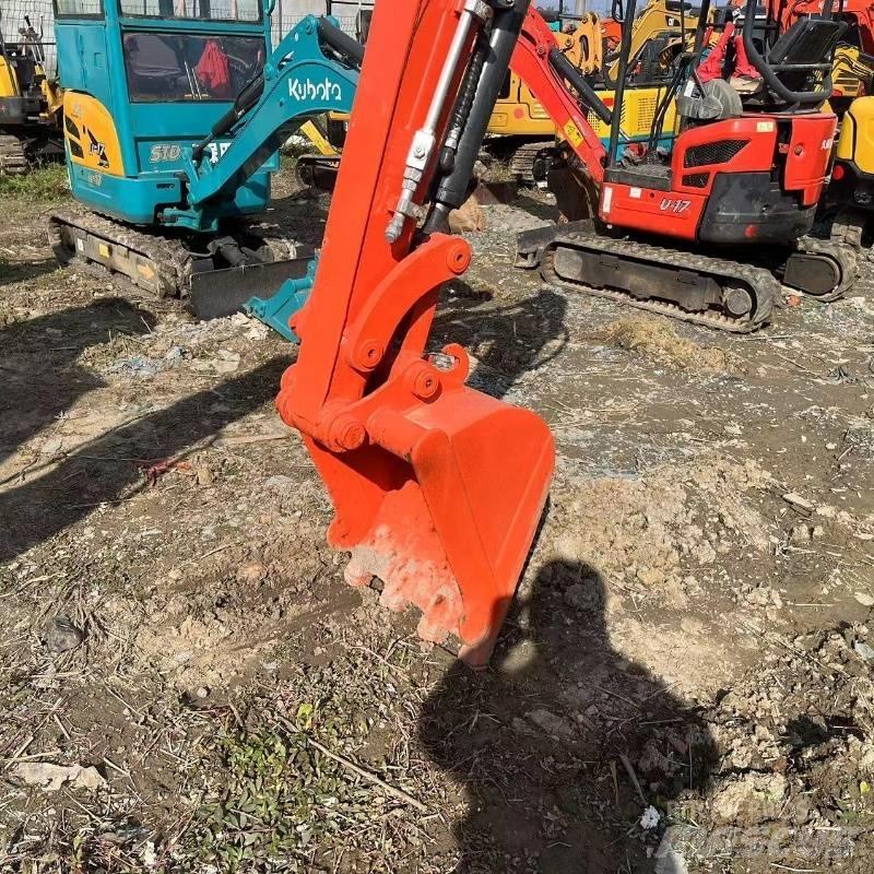 Kubota U35 小型挖土機/掘鑿機<7t(小型挖掘機)
