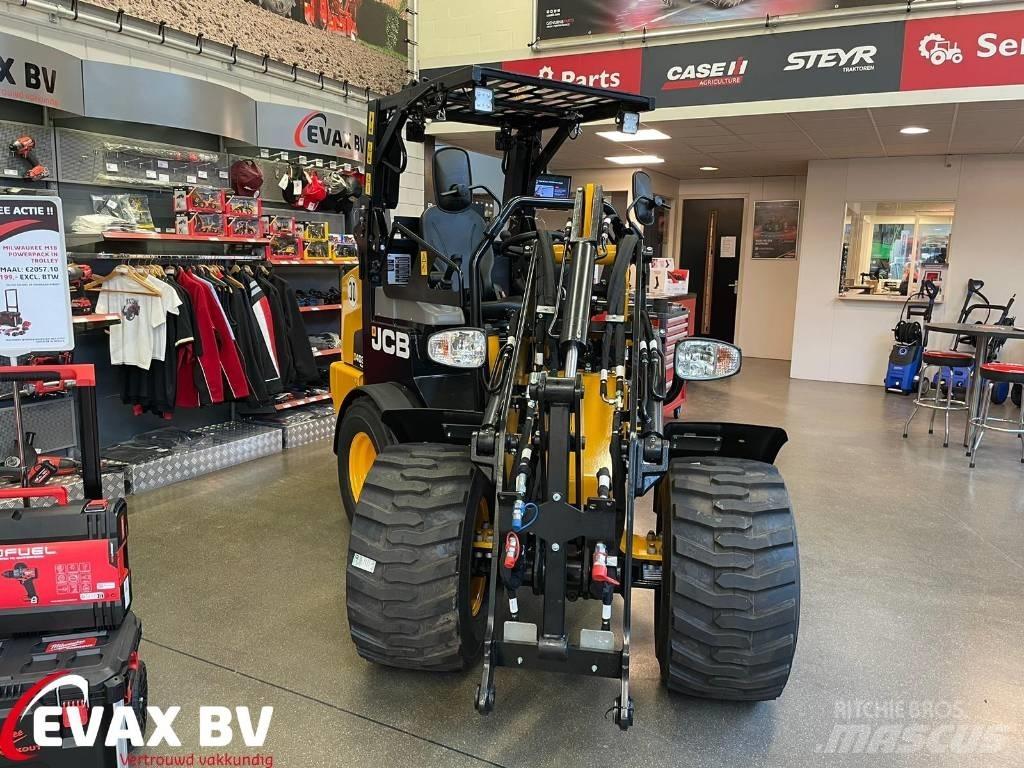 JCB 403 Plus 輪胎式裝載機