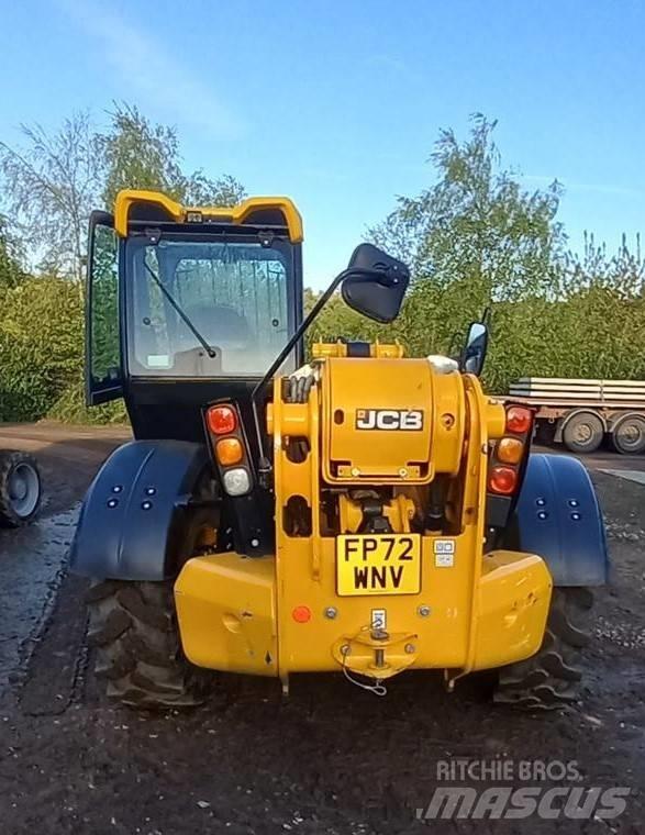 JCB 540-140 伸縮臂操作車