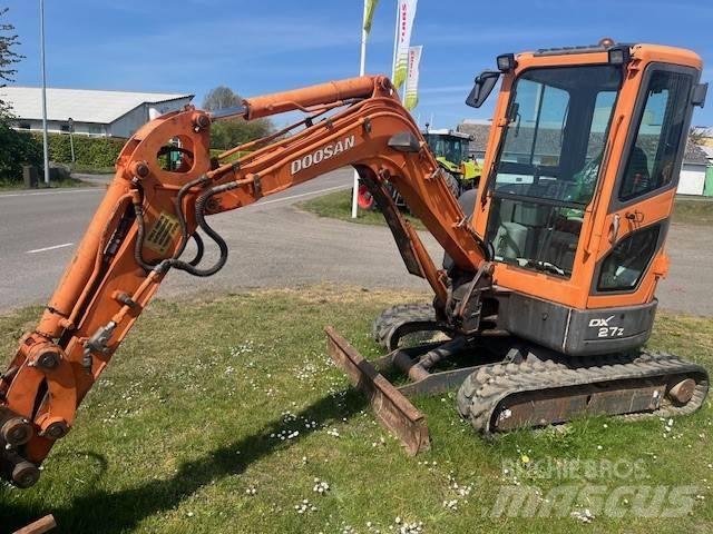 Doosan DX 27 Z 小型挖土機/掘鑿機<7t(小型挖掘機)