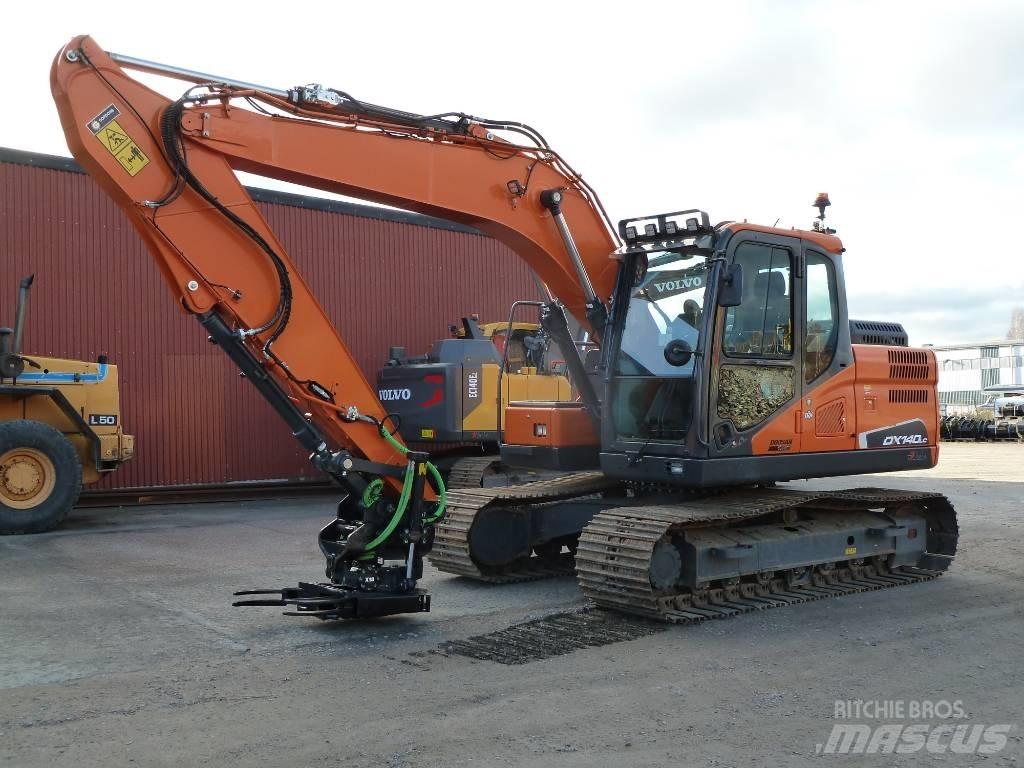 Doosan DX140LC-5 履帶式 挖土機/掘鑿機/挖掘機