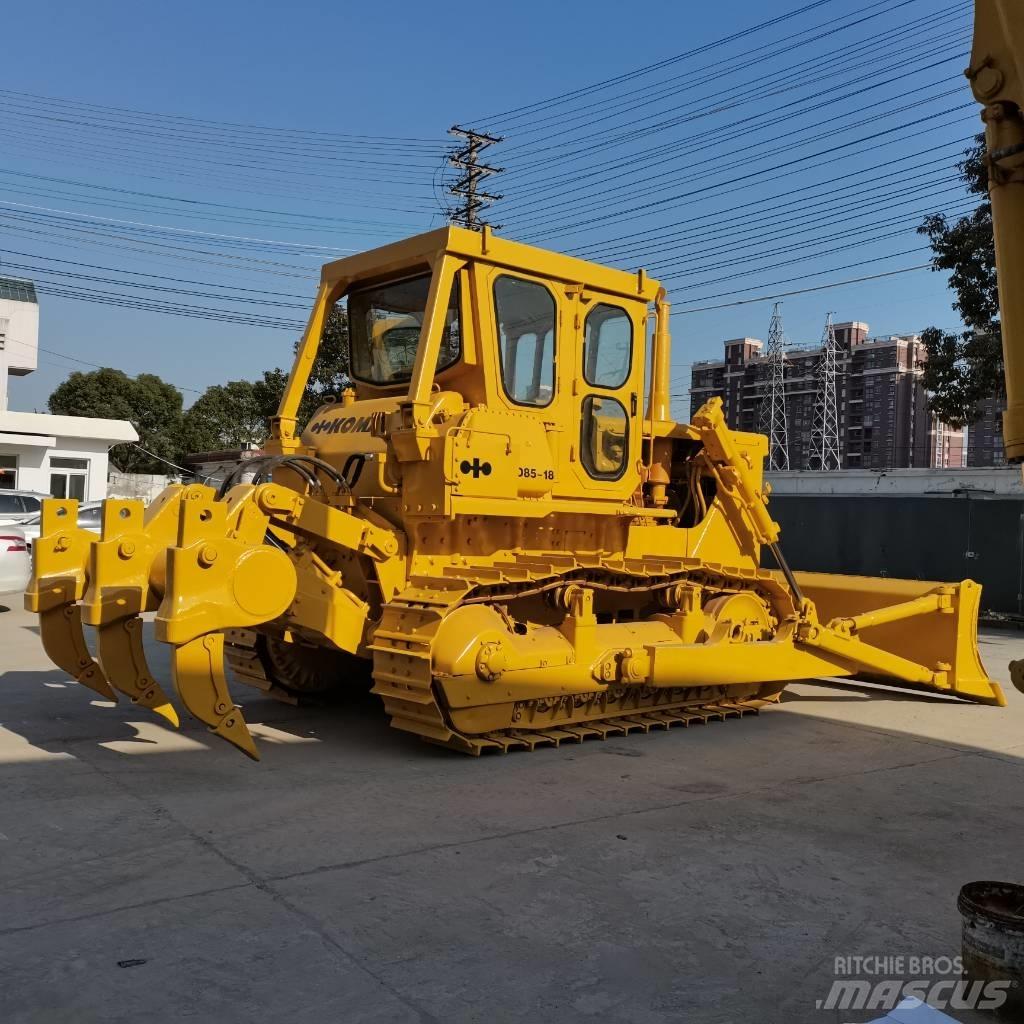 Komatsu D 85 履帶推土機