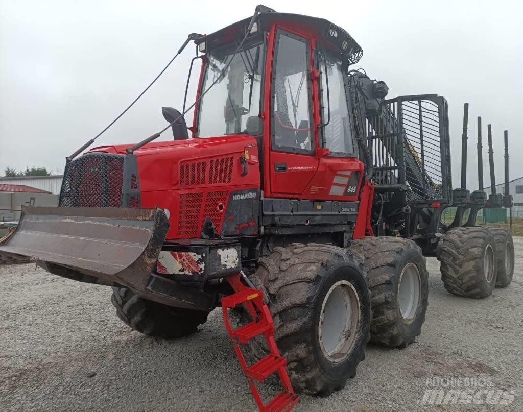 Komatsu 845 集運機
