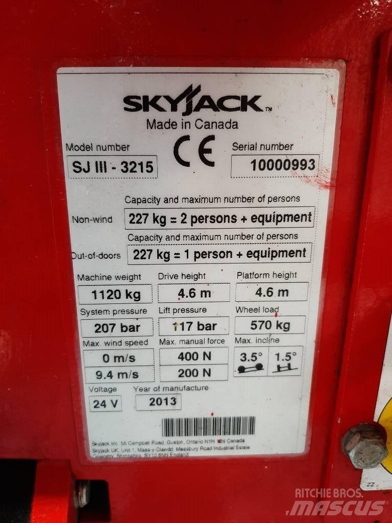 SkyJack SJIII 3215 剪式升降機