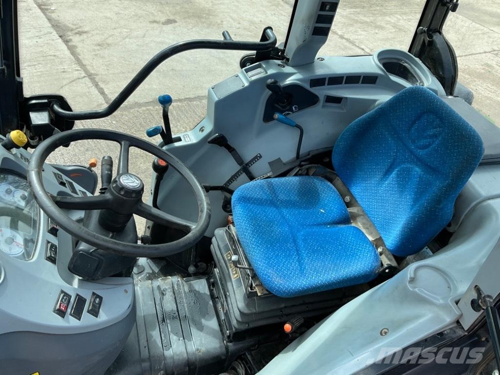 New Holland T 4.100 曳引機