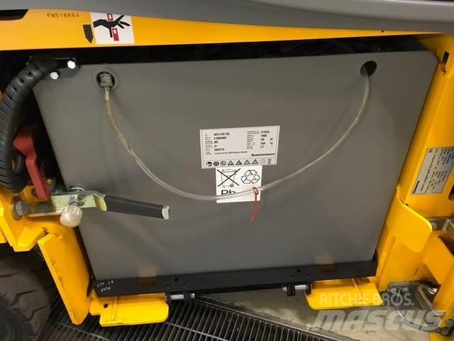 Jungheinrich EFG 320 電動堆高機