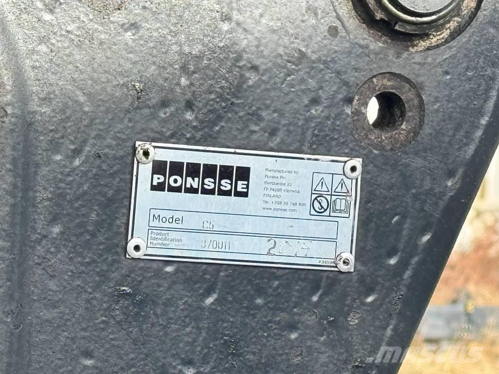 Ponsse Ergo 8W 收穫機