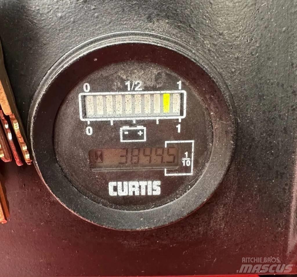 Raymond RSS40 電動堆高機