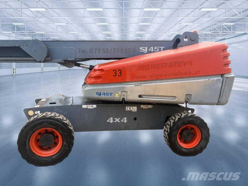 SkyJack SJ 45 T 伸縮臂高空作業車