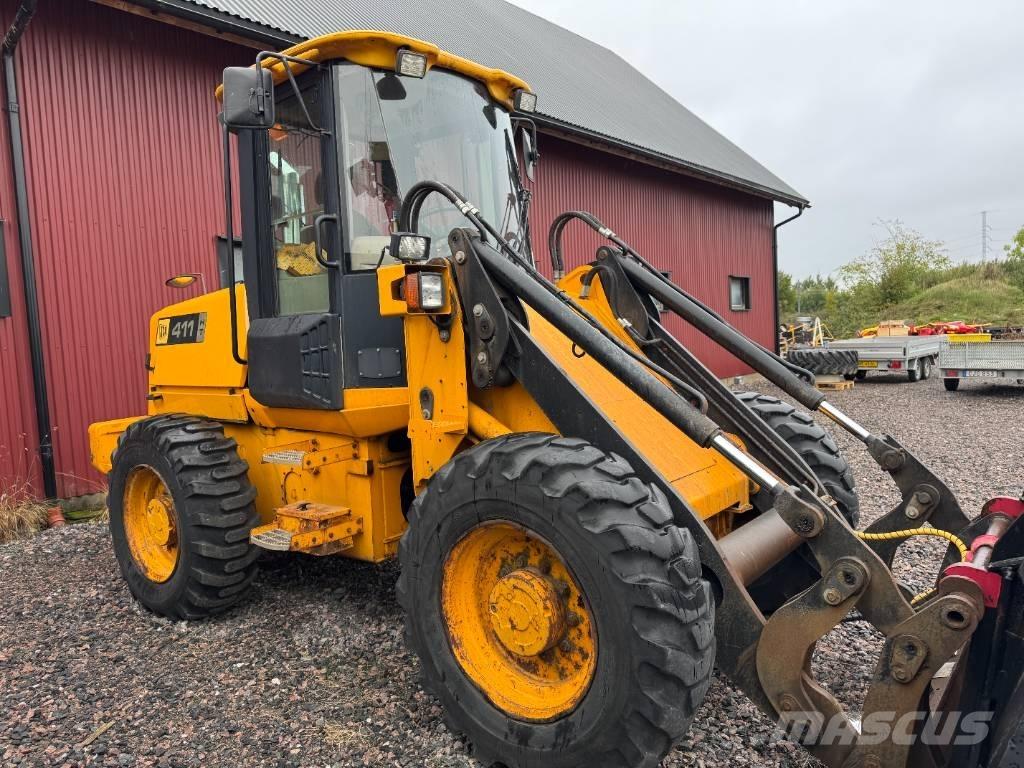 JCB 411 HT 輪胎式裝載機