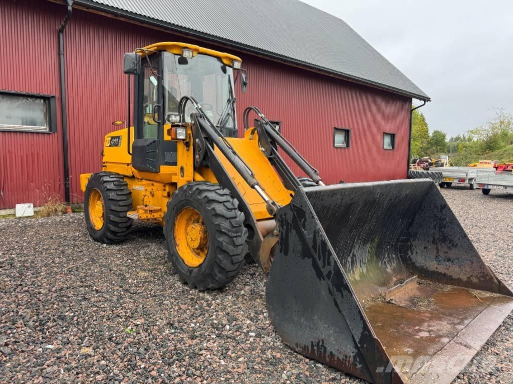 JCB 411 HT 輪胎式裝載機