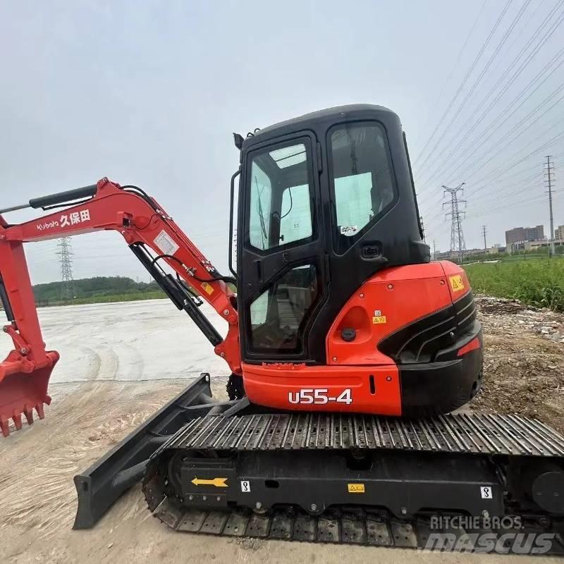 Kubota U 55 小型挖土機/掘鑿機<7t(小型挖掘機)